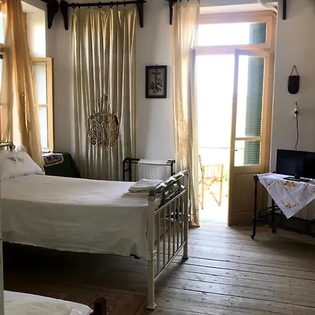 Elli * Taxiarches (Kymi-Aliveri)