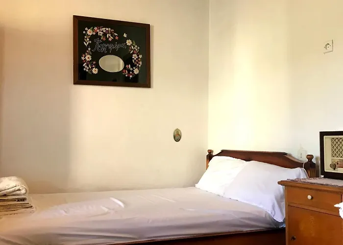 Elli Εξοχικό σπίτι *